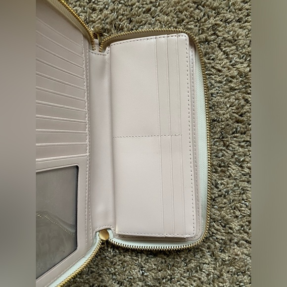 Michael Kors wristlet wallet - Picture 6 of 11